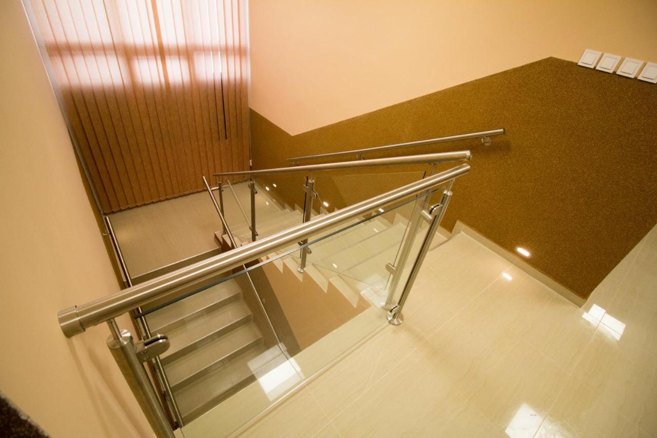 Bed and Breakfast M7 Galéria Panzió Letenye Esterno foto